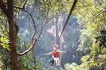 Een spectaculair zipline abseil avontuur door de jungle rond Chiang Mai